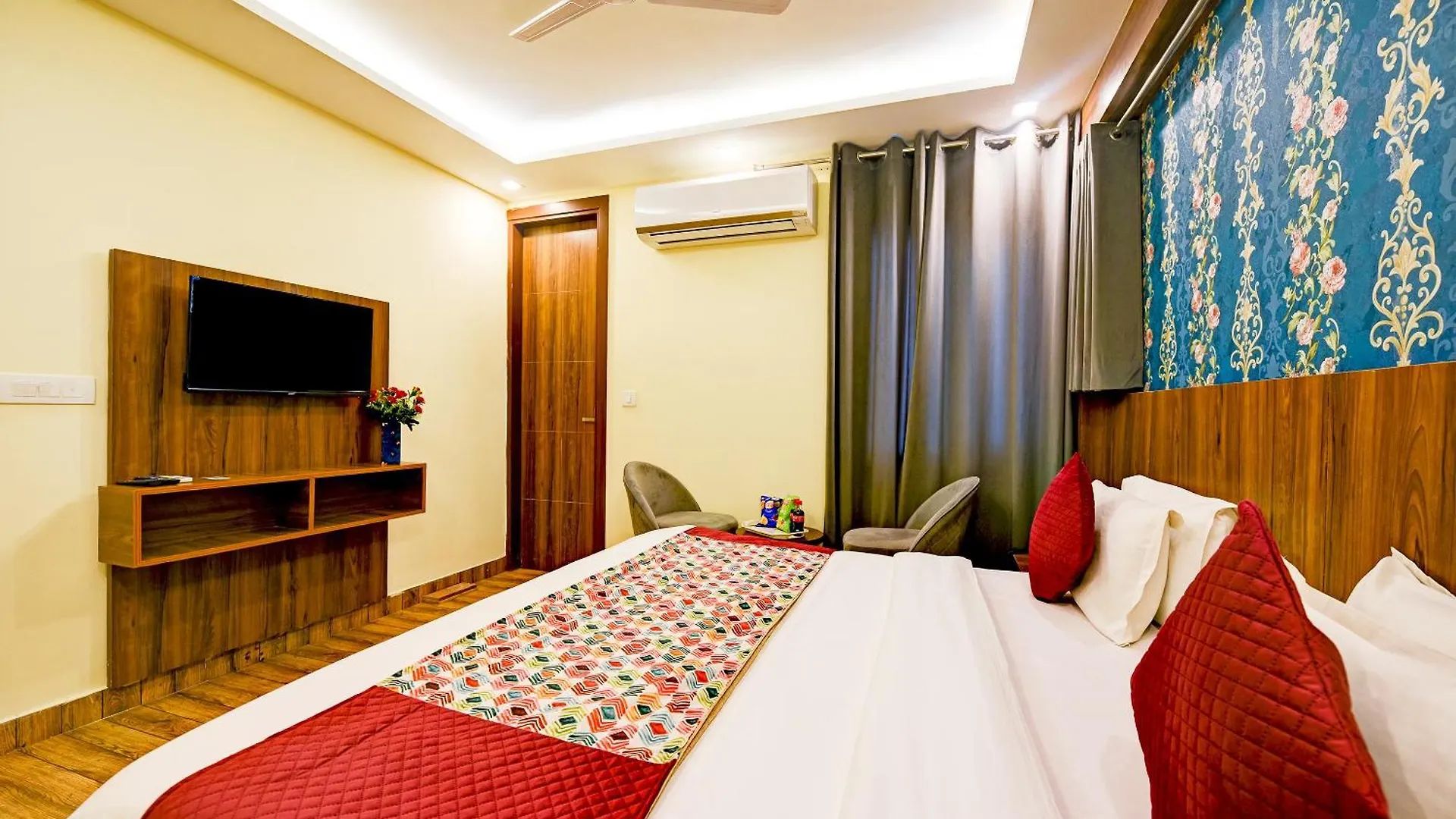 Hotel Grand Rosewood Near Delhi Airport New Delhi 4*,  India